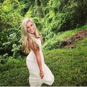 Meet your Posher, Taylor